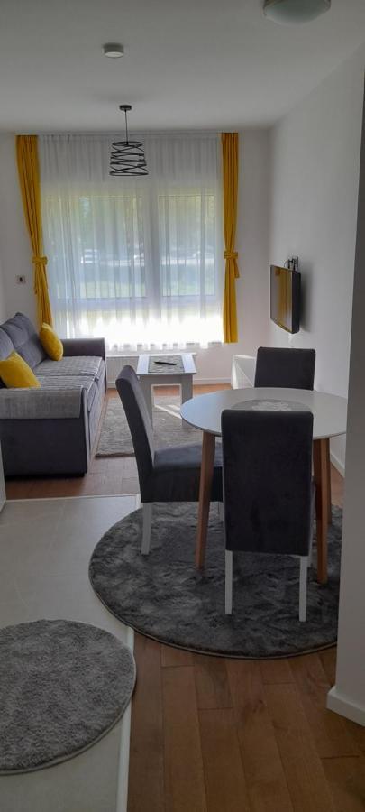 Apartman Kami Tuzla Esterno foto